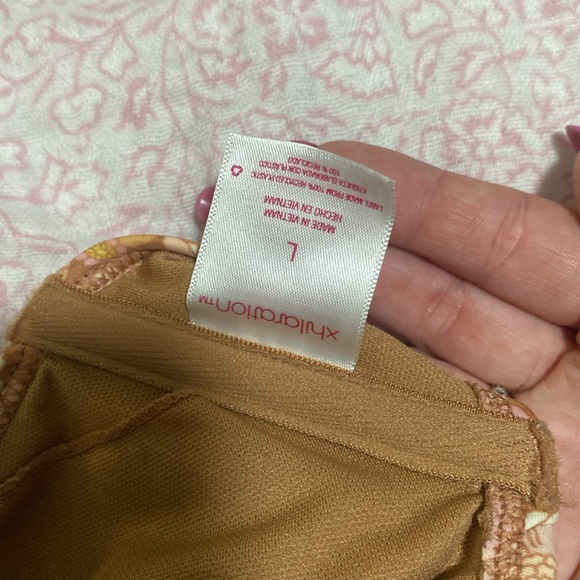 Floral nude bikini - Picture 3 of 4